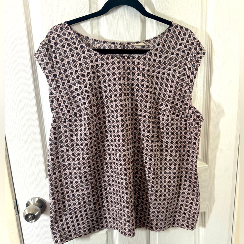 Merona sleeveless geometrical pink and black print blouse
